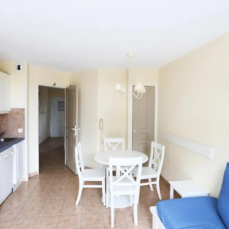 Résidence Le Hameau Des Issambres - Maeva - 5 Personnes - Sélection Mae-0621 * Les Issambres