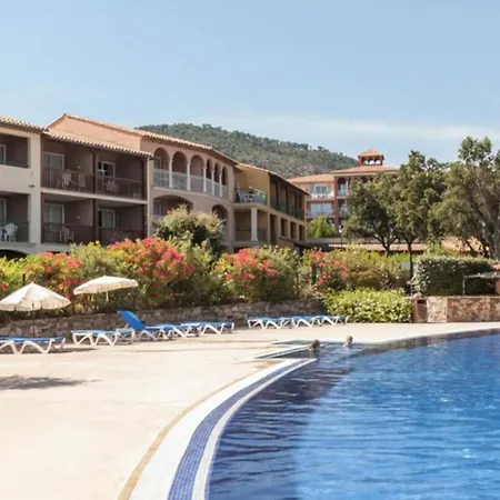 Appartement Résidence Le Hameau Des Issambres - Maeva - 5 Personnes - Sélection Mae-0621 Les Issambres