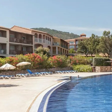 Le Hameau Des Issambres - Maeva - 5 Personnes - Selection Mae-0621 * Les Issambres