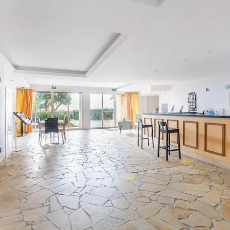 Apartment Le Hameau Des Issambres - Maeva - 5 Personnes - Selection Mae-0621